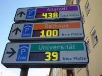 Parkolássegítő kijelzők