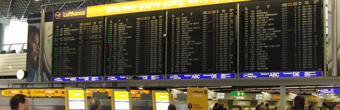 Repülőtéri utastájékoztató tábla - BMG MIS GmbH